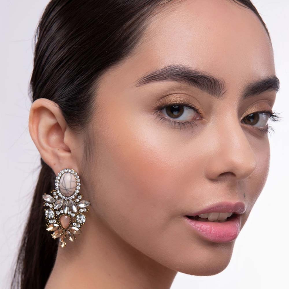 #color_Illuminador Lucero